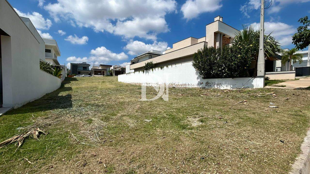 Terreno em condomínio à venda no Condomínio Reserva Saint Paul: 