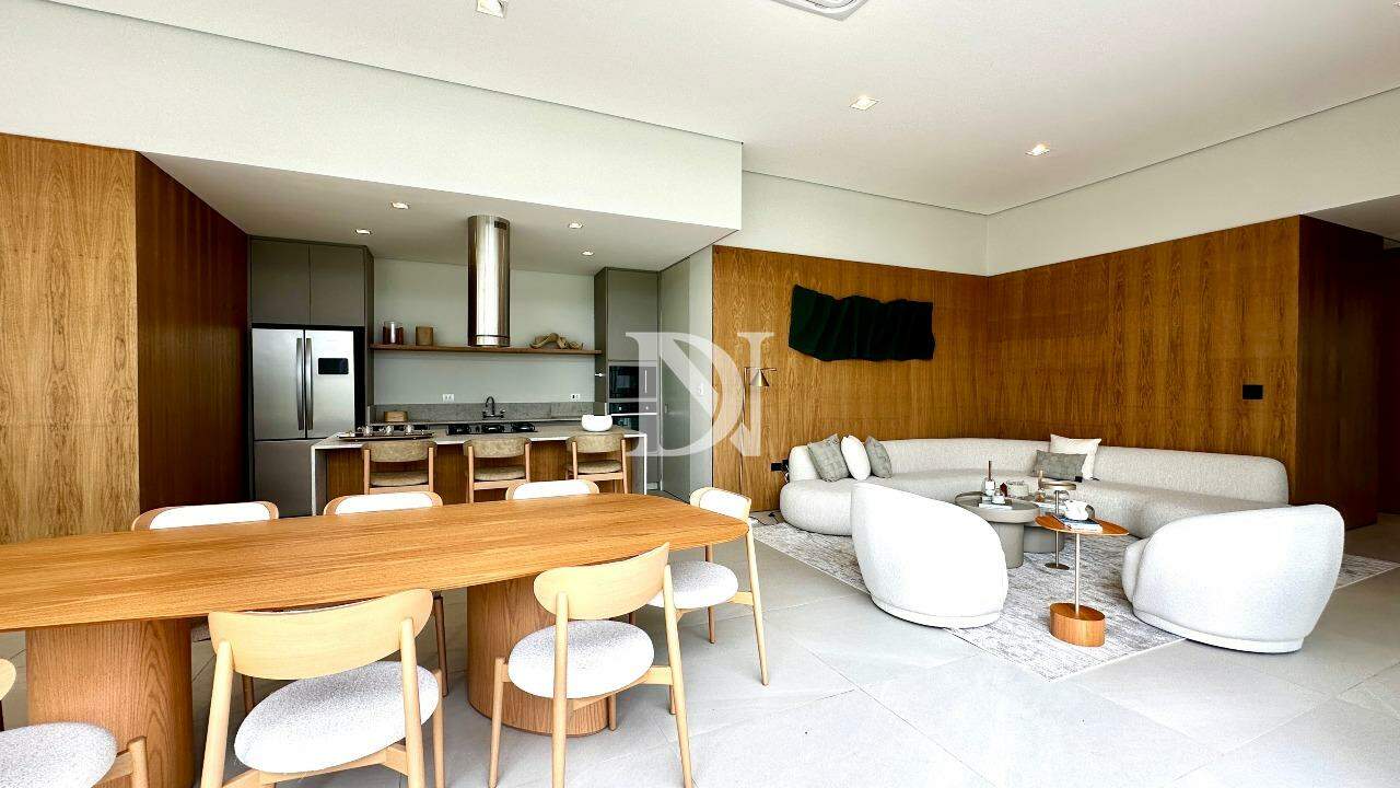 Casa em condomínio à venda no Condomínio Villas do Golfe: 