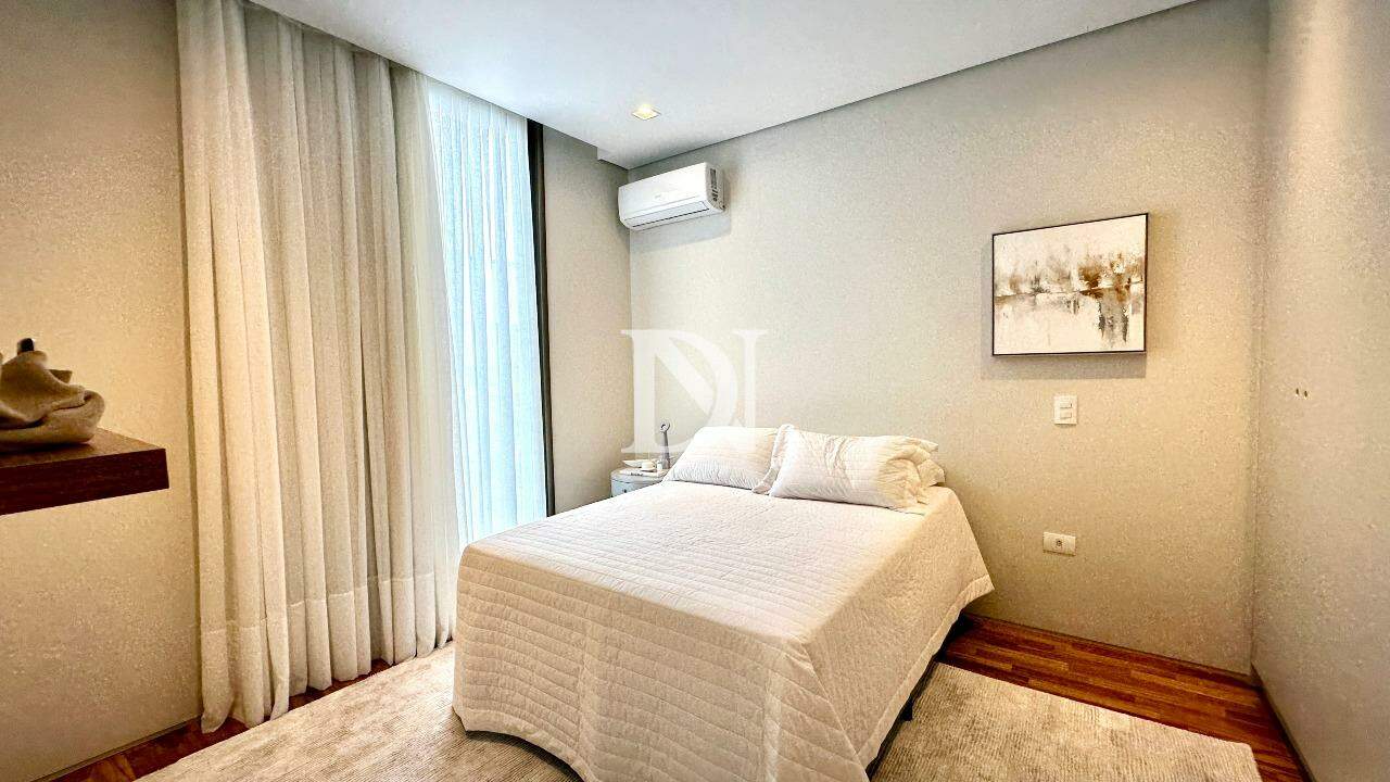 Casa em condomínio à venda no Condomínio Villas do Golfe: 