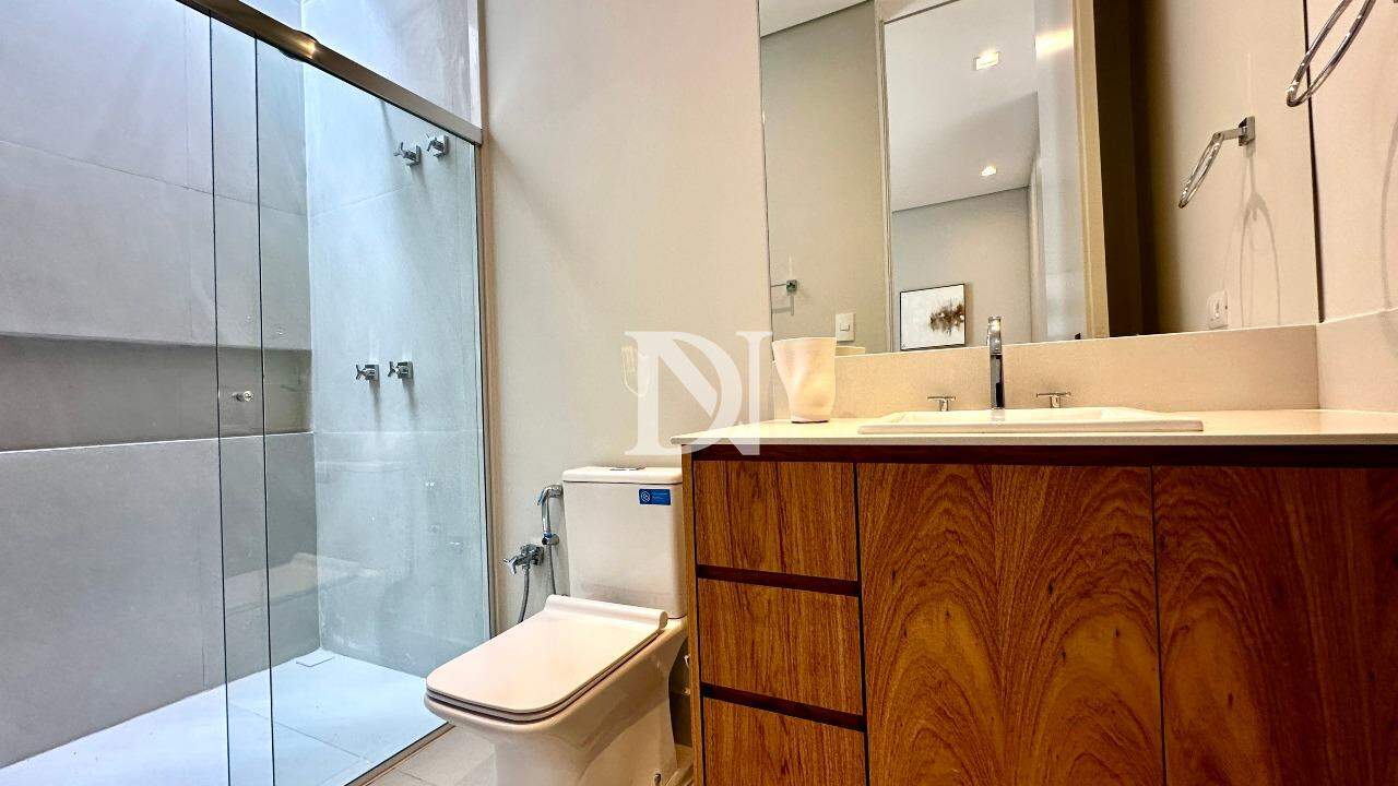 Casa em condomínio à venda no Condomínio Villas do Golfe: 