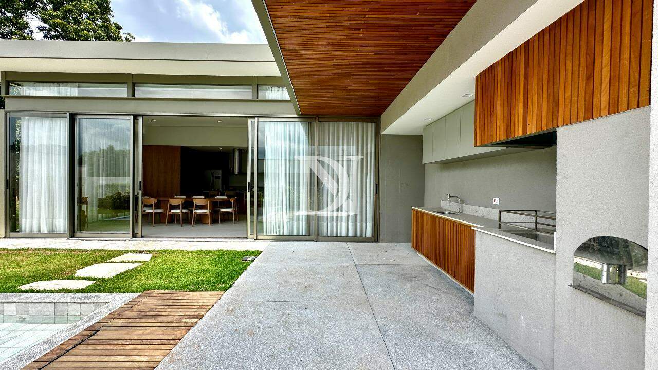 Casa em condomínio à venda no Condomínio Villas do Golfe: 