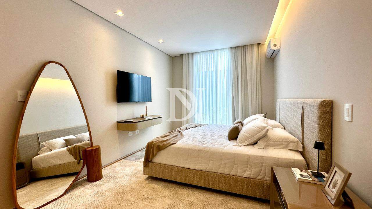 Casa em condomínio à venda no Condomínio Villas do Golfe: 