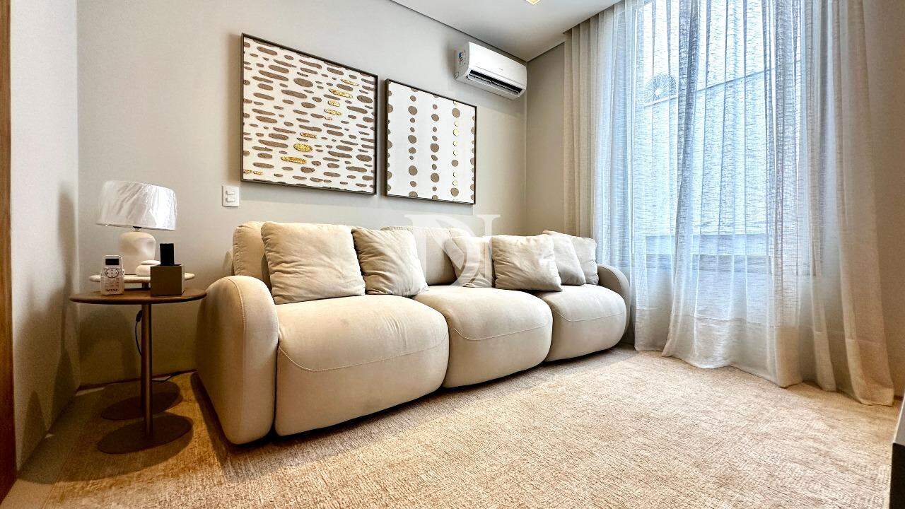 Casa em condomínio à venda no Condomínio Villas do Golfe: 