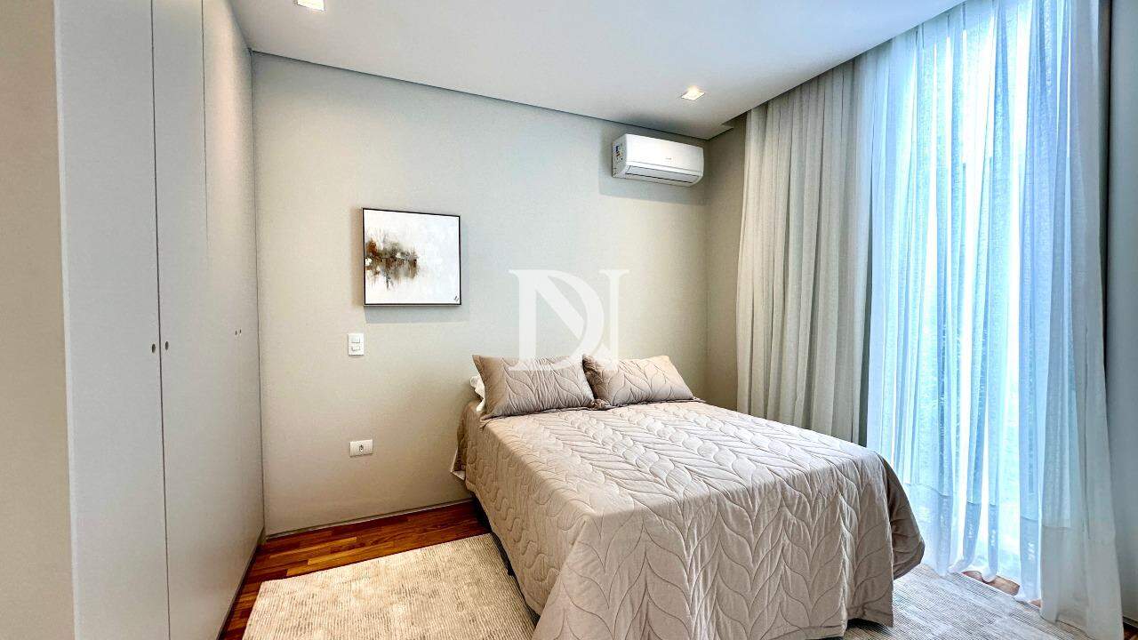 Casa em condomínio à venda no Condomínio Villas do Golfe: 