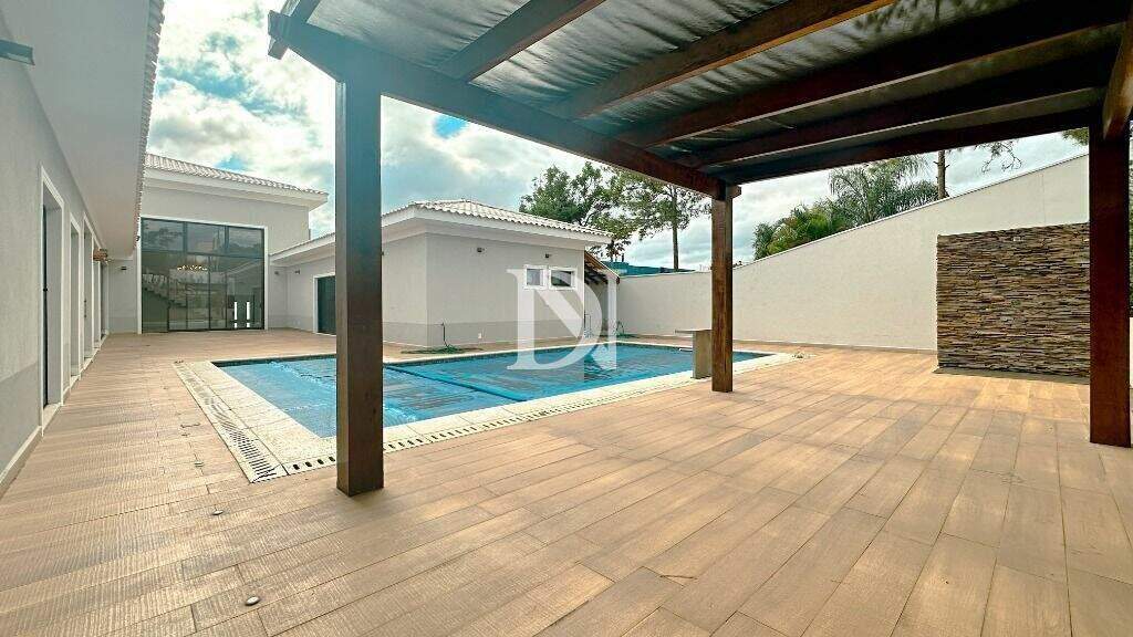 Casa em condomínio à venda no Condomínio Palmeiras Imperiais: 