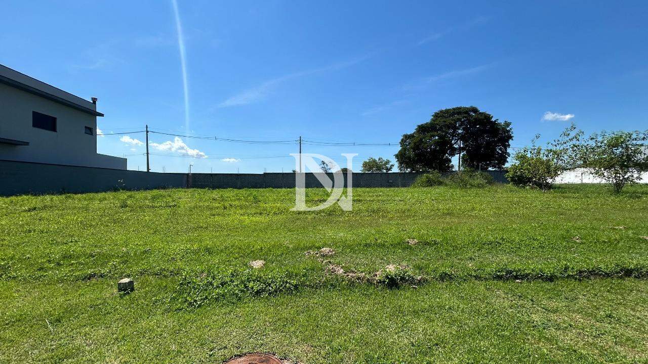 Terreno em condomínio à venda no Condomínio Residencial Una: 