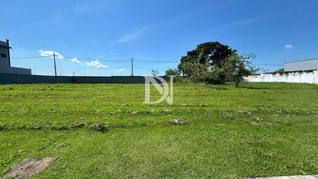 Terreno em condomínio à venda no Condomínio Residencial Una: 
