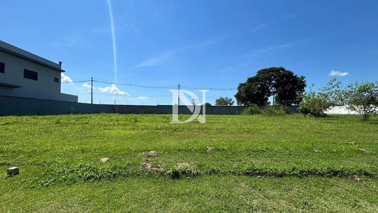 Terreno em condomínio à venda no Condomínio Residencial Una: 