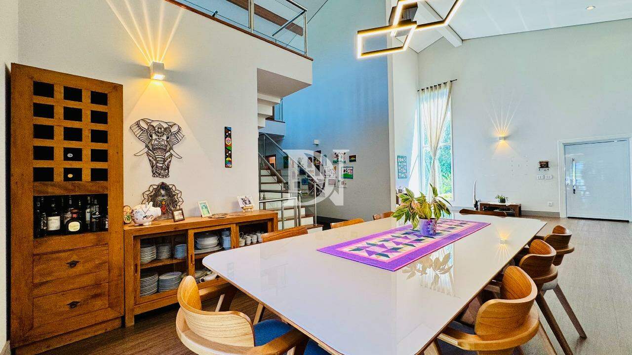 Casa em condomínio à venda no Terras de Mont Serrat: 