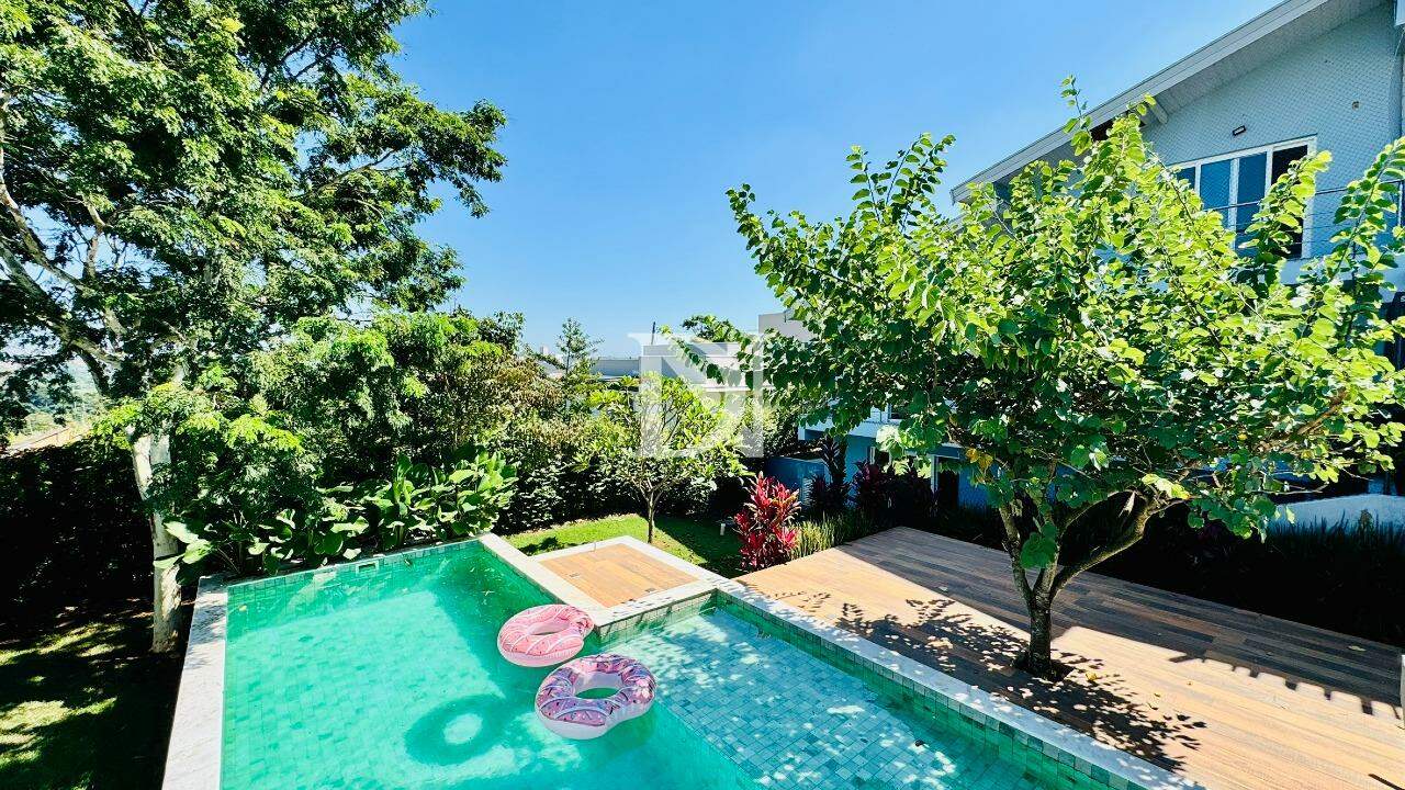 Casa em condomínio à venda no Terras de Mont Serrat: 