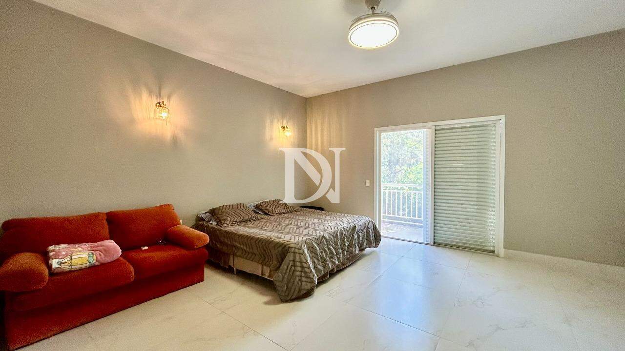 Casa em condomínio para aluguel no Chácara Flora: 