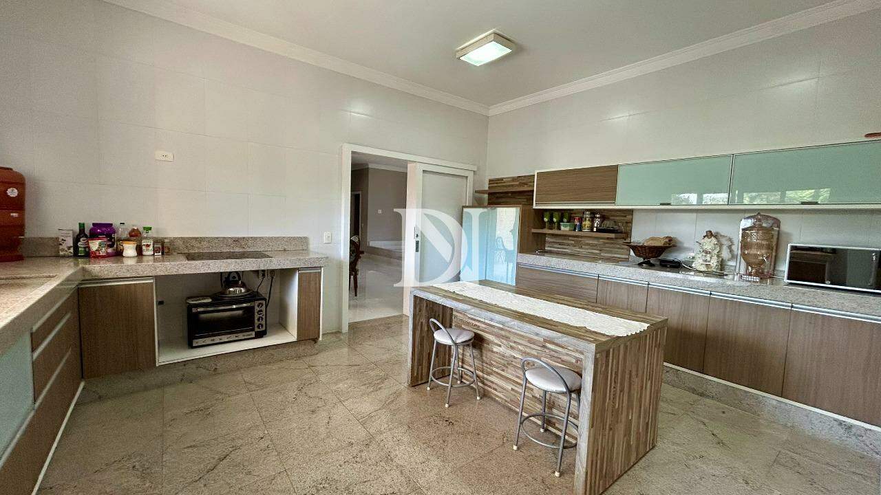Casa em condomínio para aluguel no Chácara Flora: 