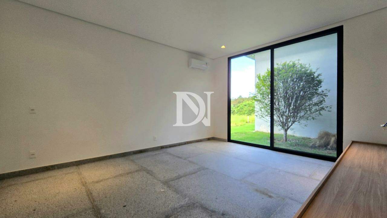 Casa em condomínio à venda no Condomínio Terras de São José II: 