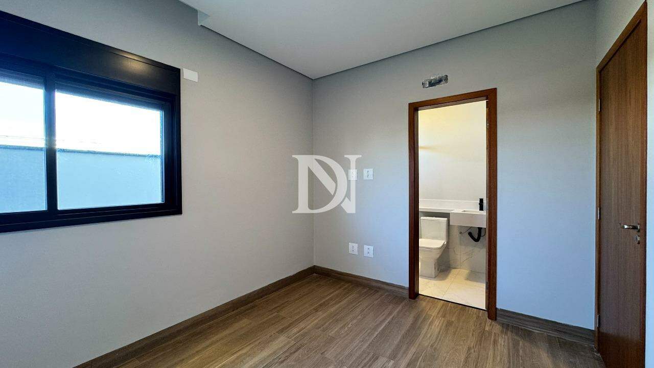 Casa em condomínio à venda no Condomínio Gardenville: 