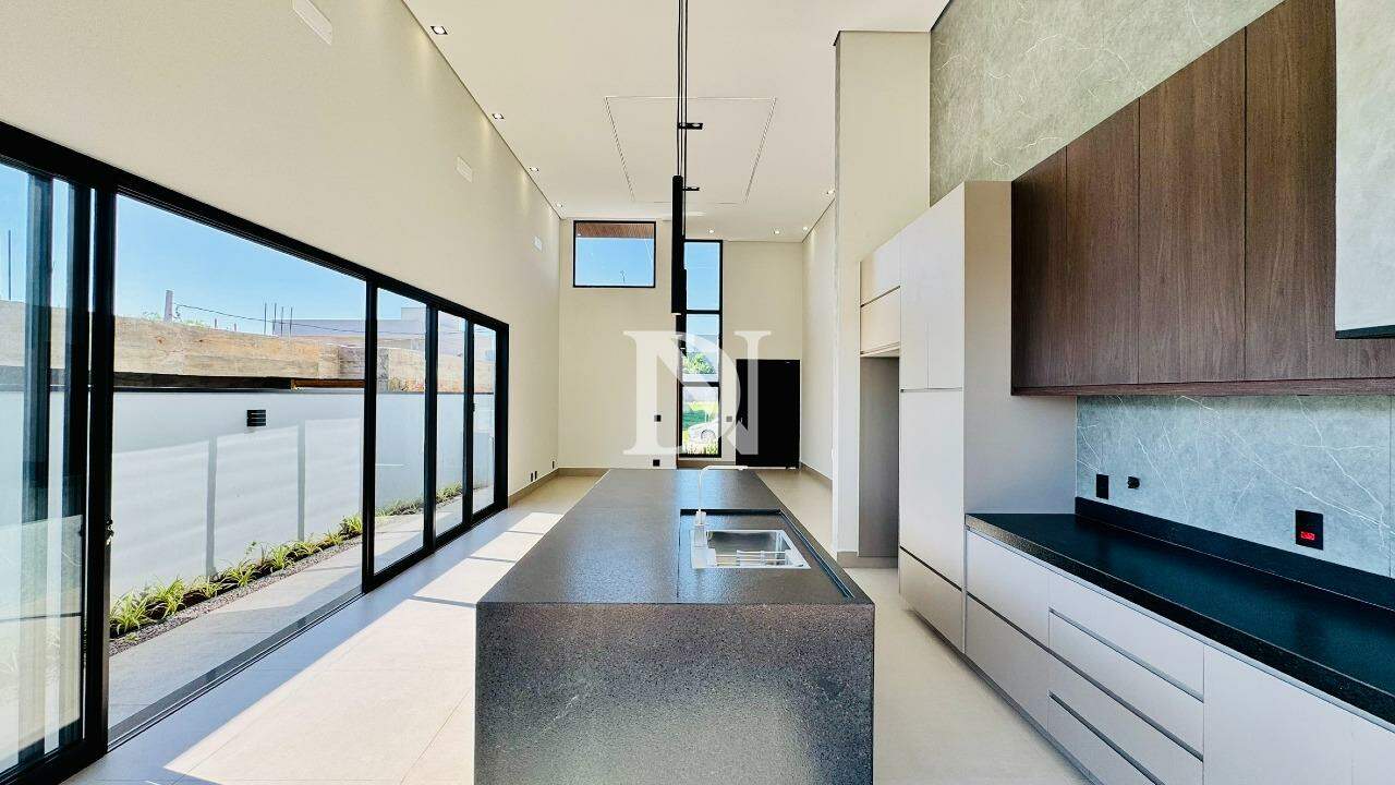 Casa em condomínio à venda no Condomínio Residencial Una: 