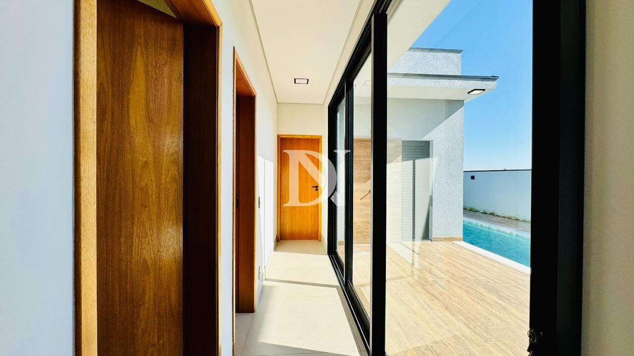 Casa em condomínio à venda no Condomínio Residencial Una: 