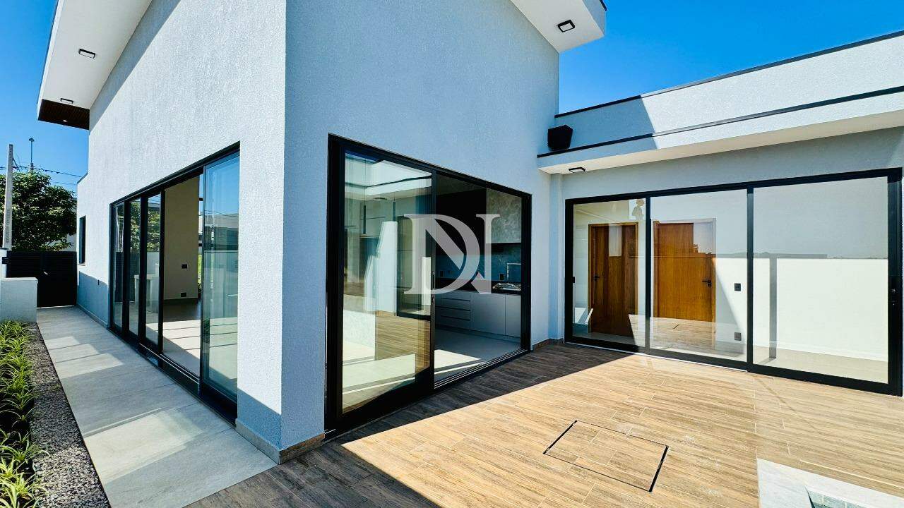 Casa em condomínio à venda no Condomínio Residencial Una: 