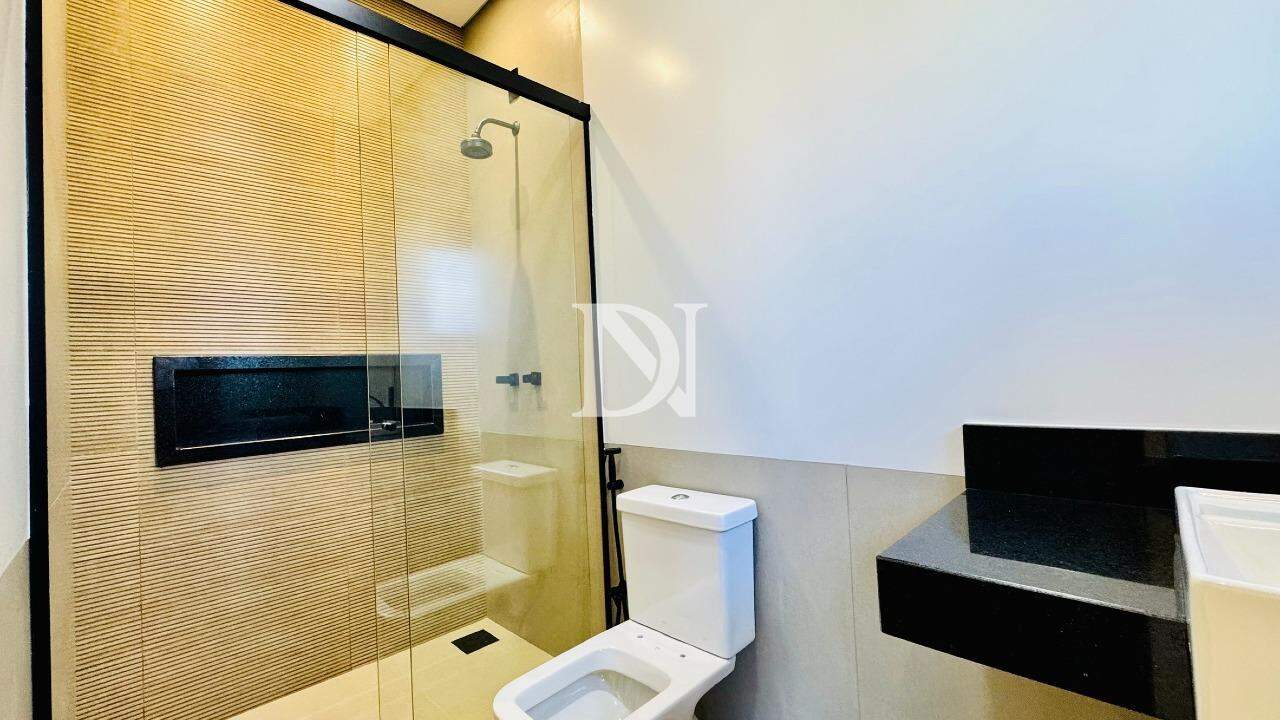 Casa em condomínio à venda no Condomínio Residencial Una: 