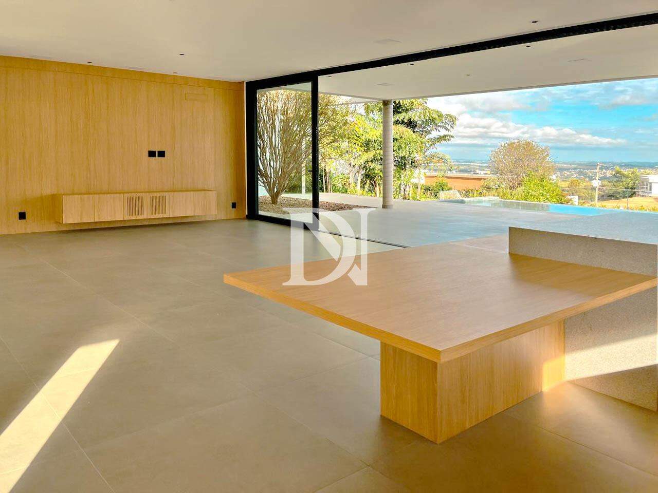Casa em condomínio à venda no Condomínio Fazenda Kurumin: 