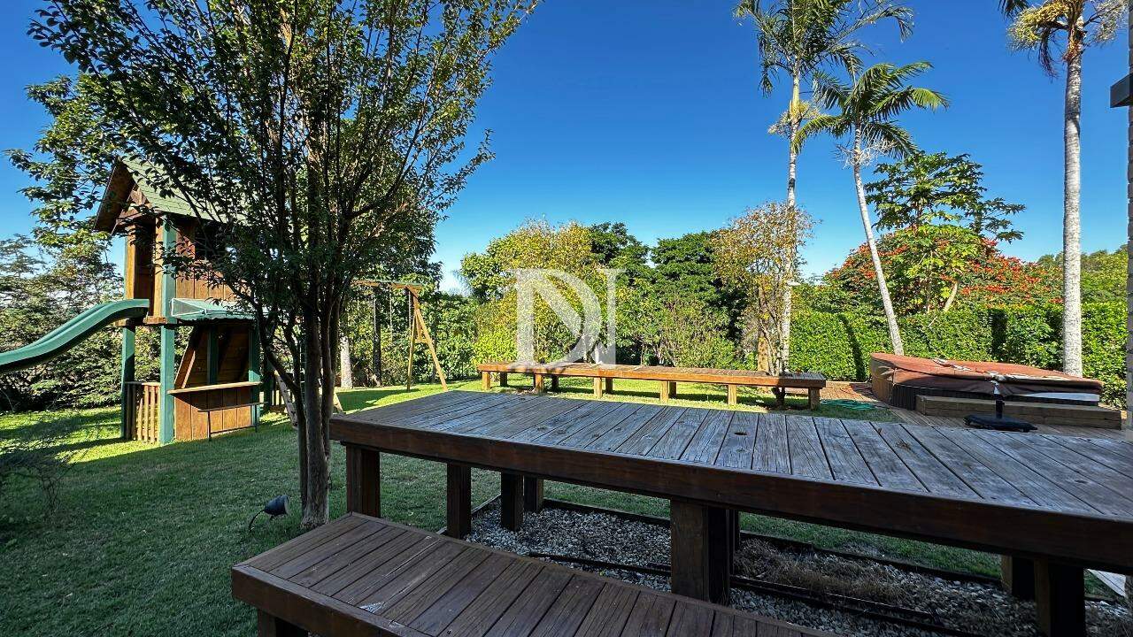 Casa em condomínio à venda no Condomínio Terras de São José: 