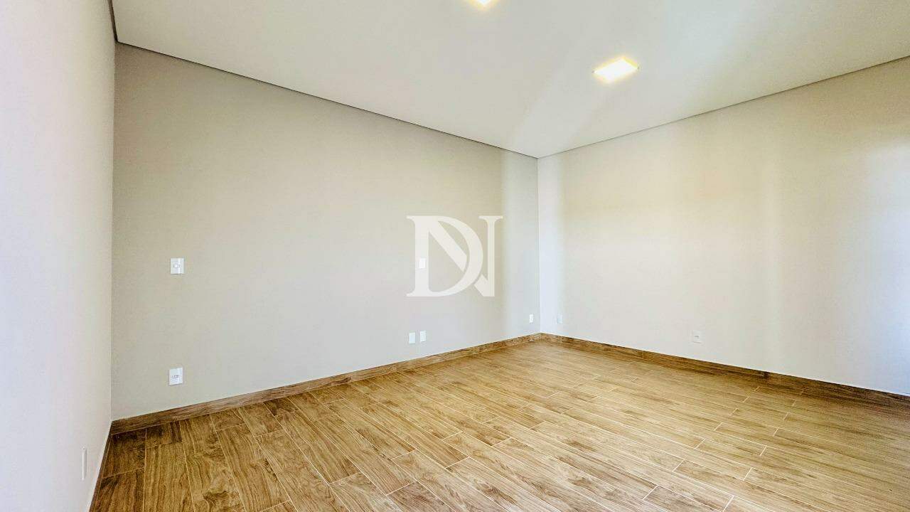 Casa em condomínio à venda no Condomínio Residencial Mont Blanc: 