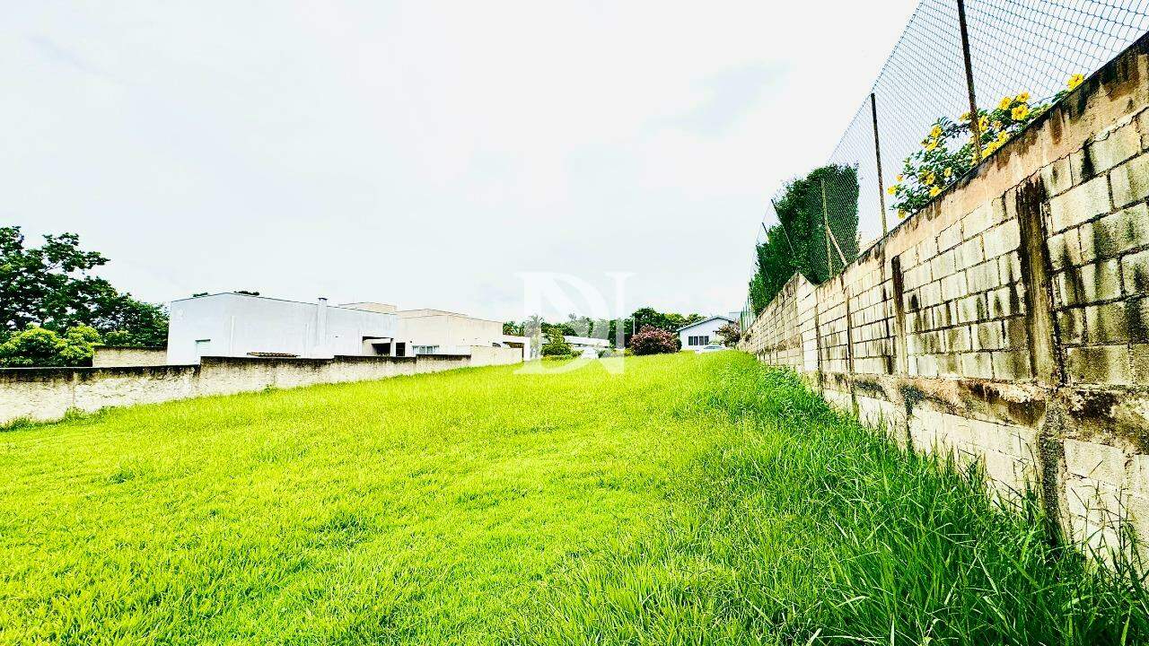 Terreno em condomínio à venda no Condominio Fazenda Palmeiras Imperiais: 