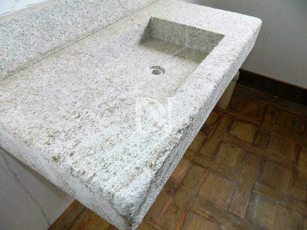 Casa em condomínio à venda no Residencial São José: 