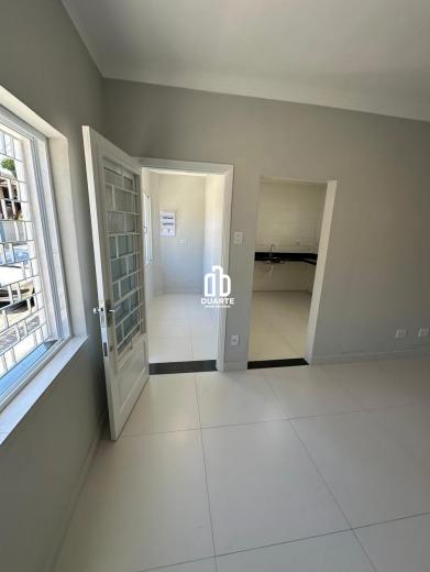 Casa à venda no MACUCO: 