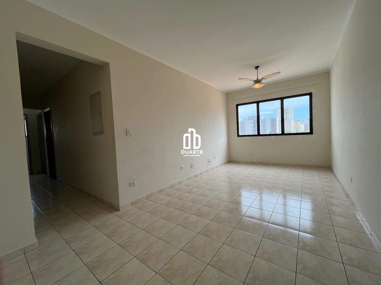 Apartamento à venda no MARAPÉ: 