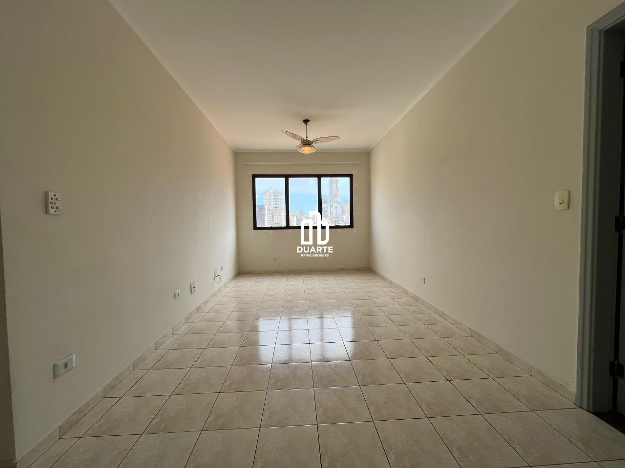 Apartamento à venda no MARAPÉ: 