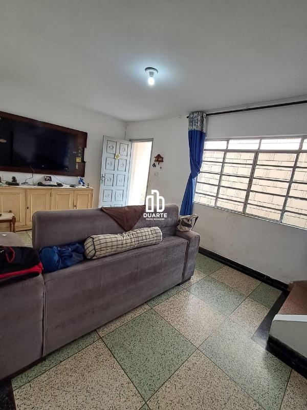 Casa à venda no PARQUE SÃO VICENTE: 