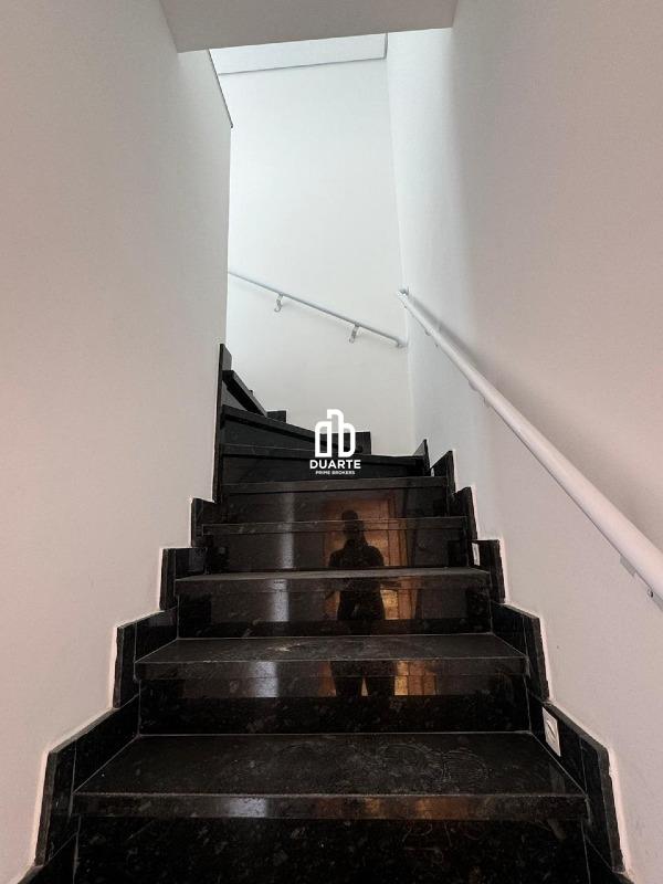 Casa à venda no SANTA MARIA: 