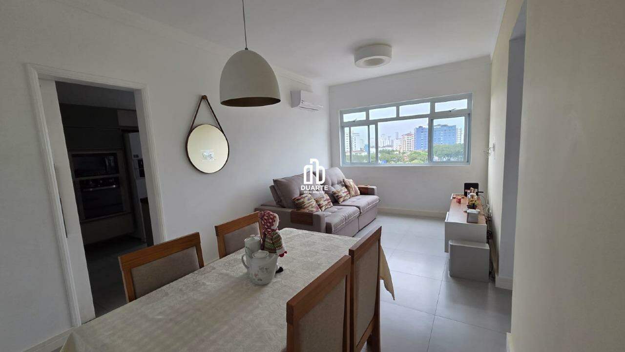 Apartamento à venda no MARAPÉ: 