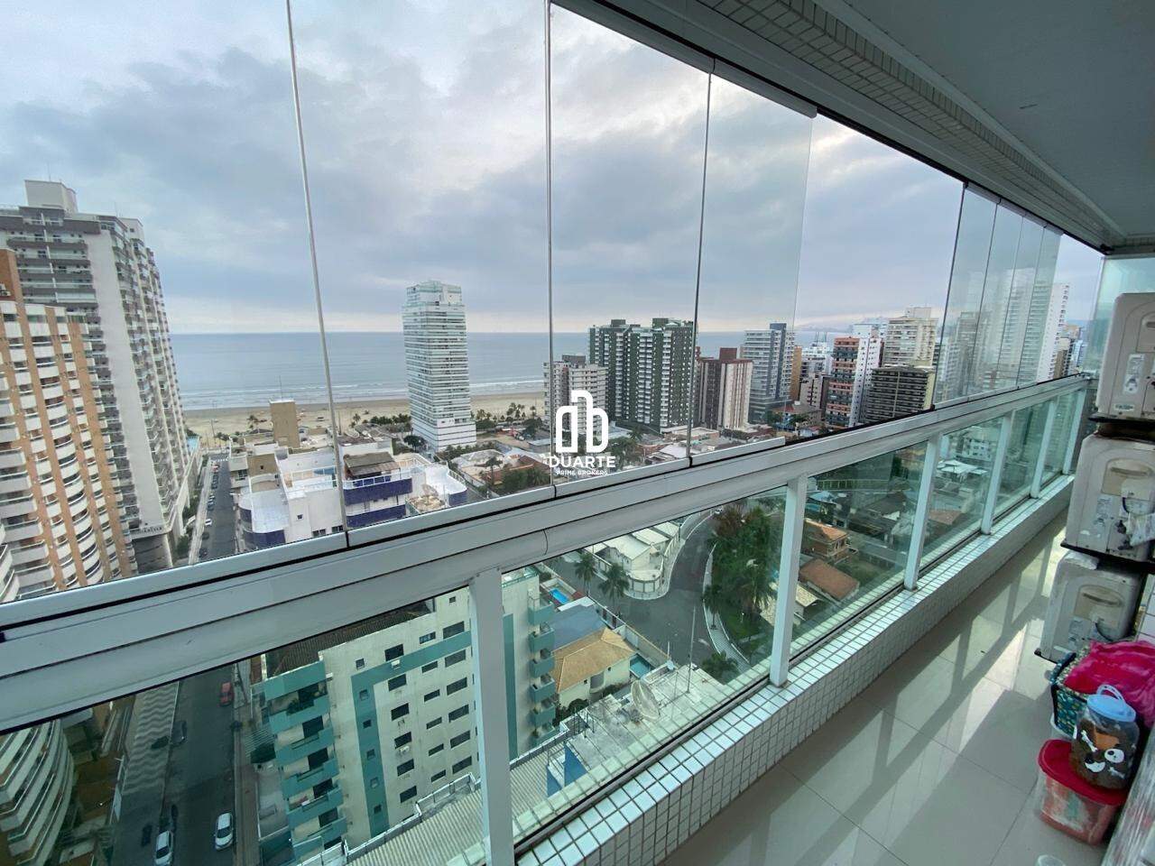 Apartamento à venda no Canto do Forte: 