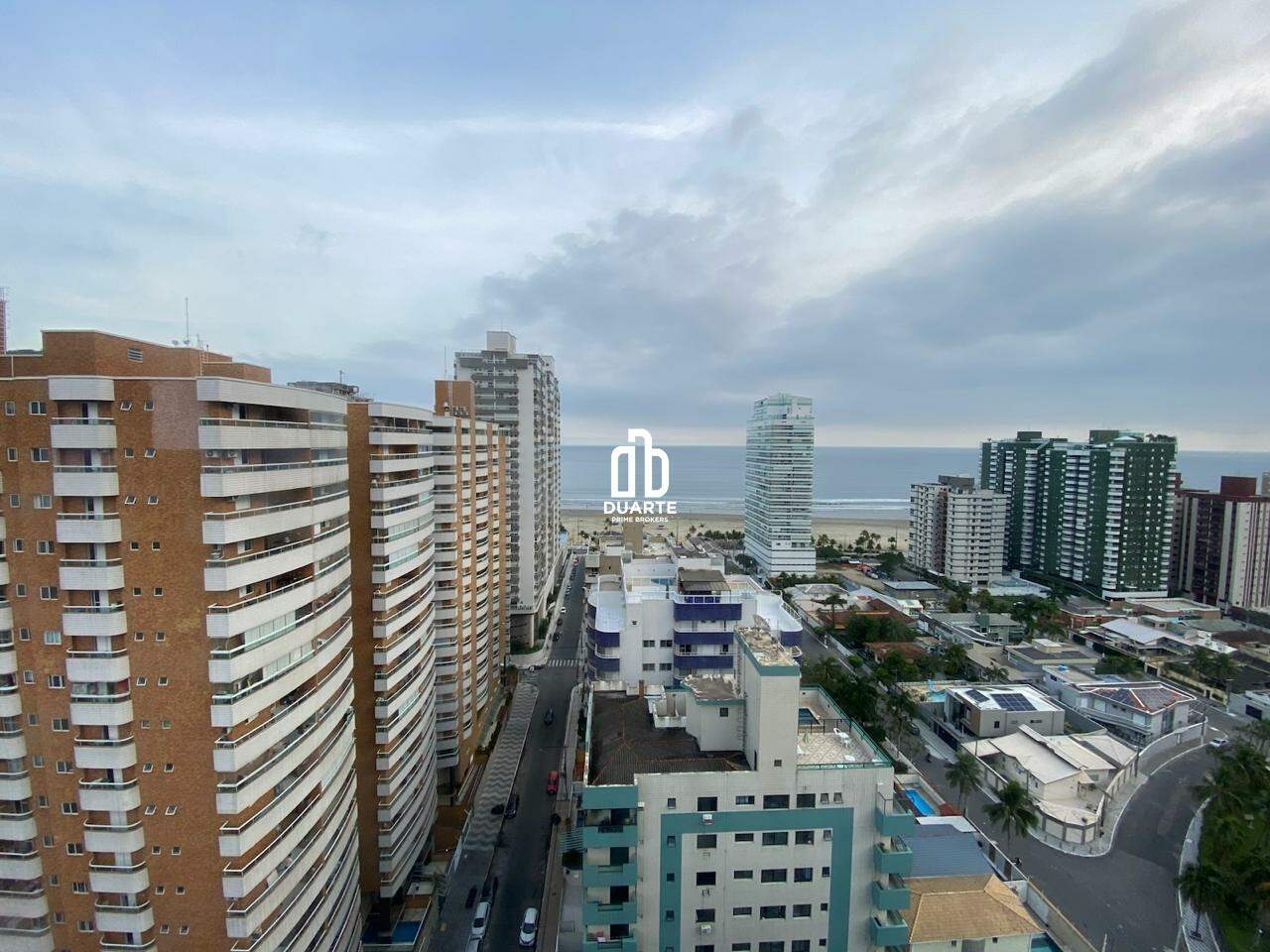 Apartamento à venda no Canto do Forte: 