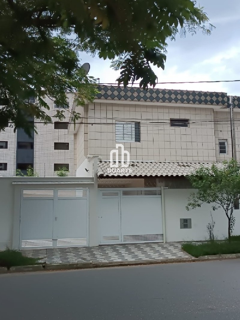 Casa à venda no AVIAÇÃO: Foto 02