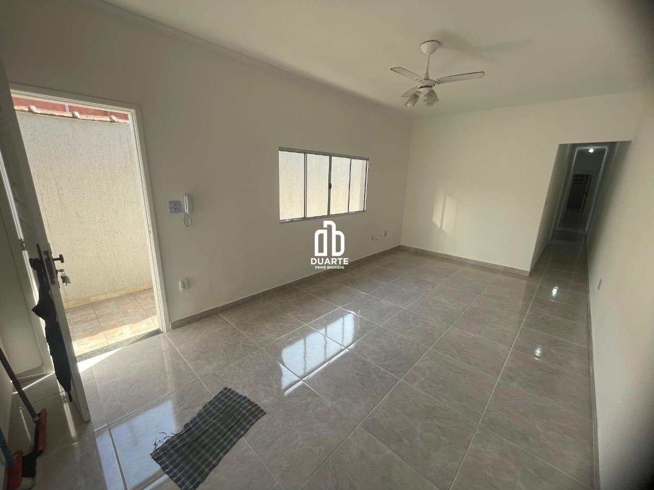 Casa à venda no GUILHERMINA: 