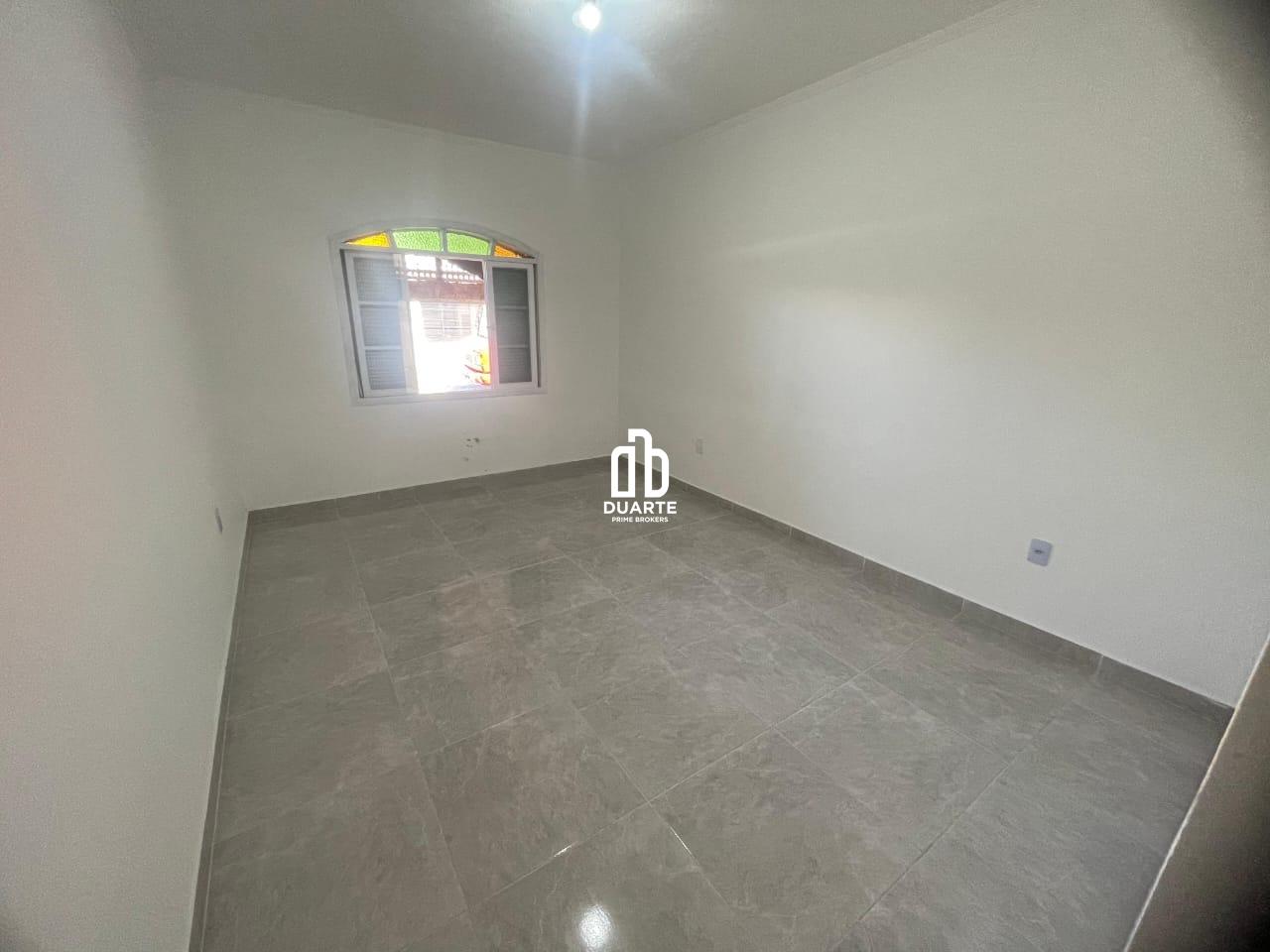 Casa à venda no GUILHERMINA: 