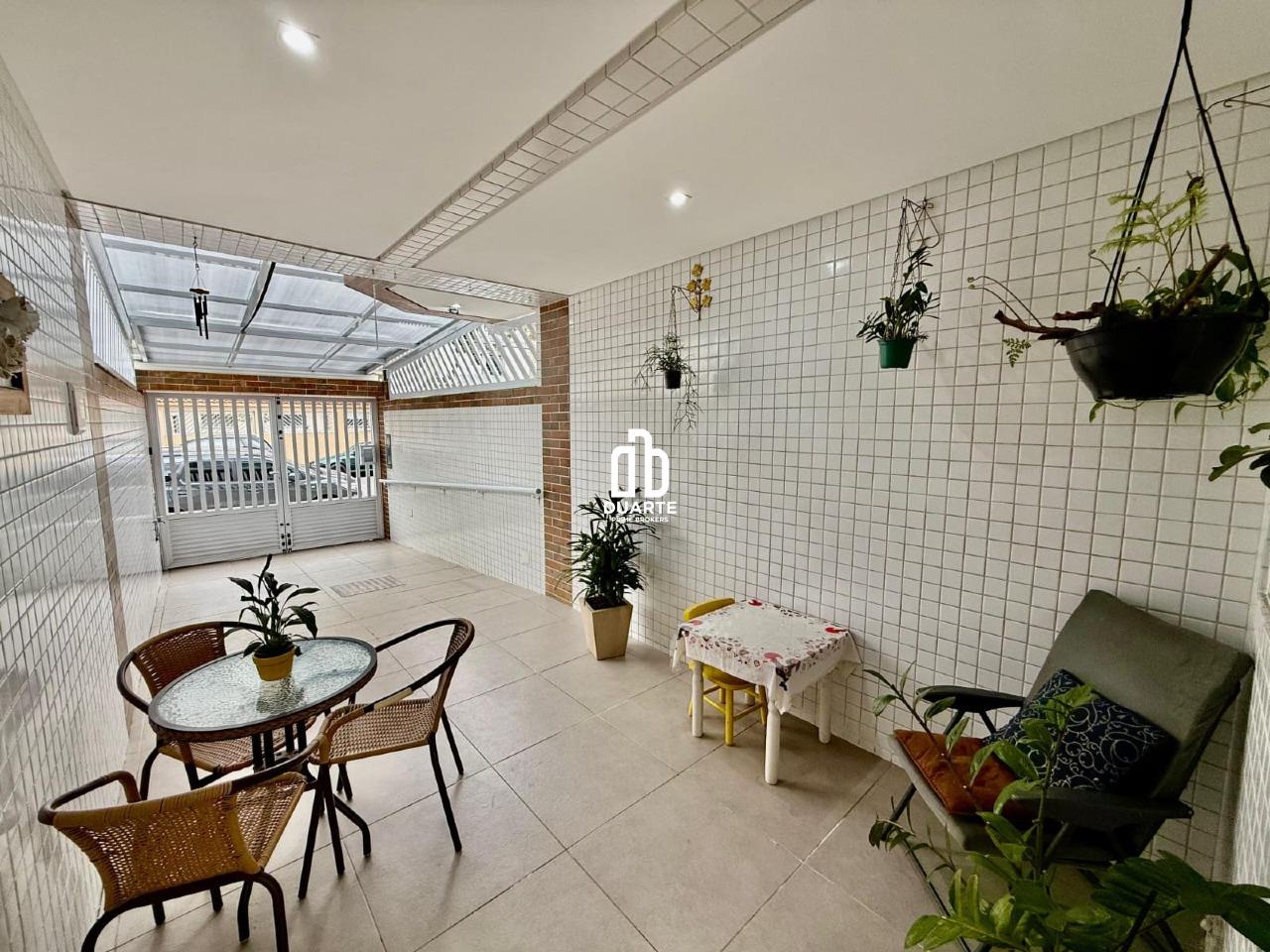 Casa à venda no MARAPÉ: 