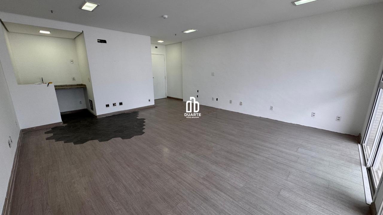 Sala à venda no BOQUEIRÃO: 