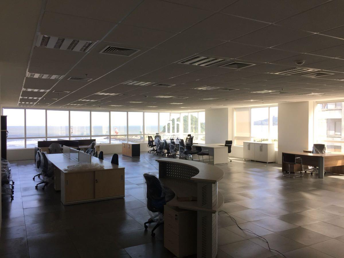 Sala à venda no JOSÉ MENINO: 