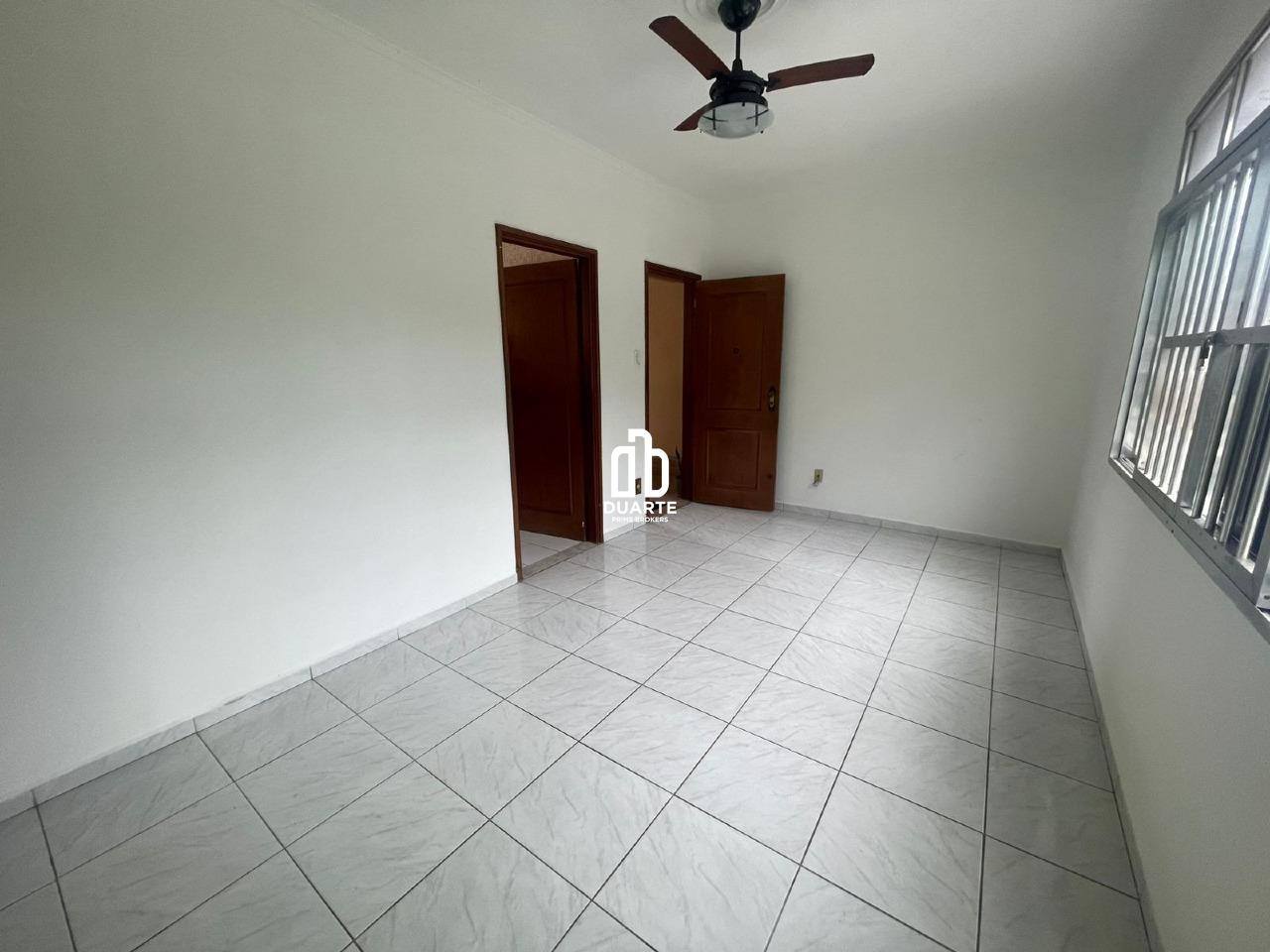 Apartamento - Prédio 3 Aandares à venda no MARAPÉ: 