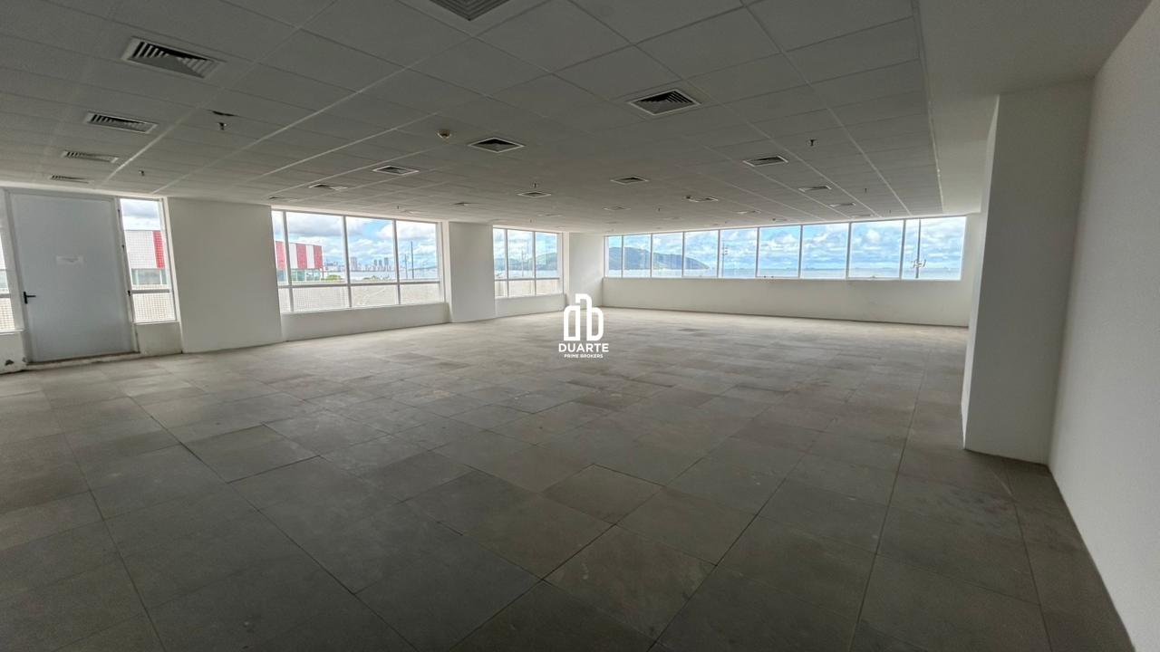 Sala à venda no JOSÉ MENINO: 