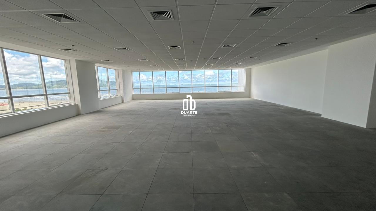 Sala à venda no JOSÉ MENINO: 