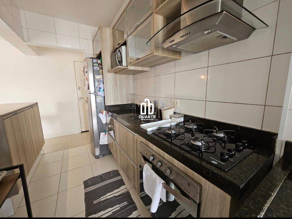 Apartamento à venda no ENCRUZILHADA: 