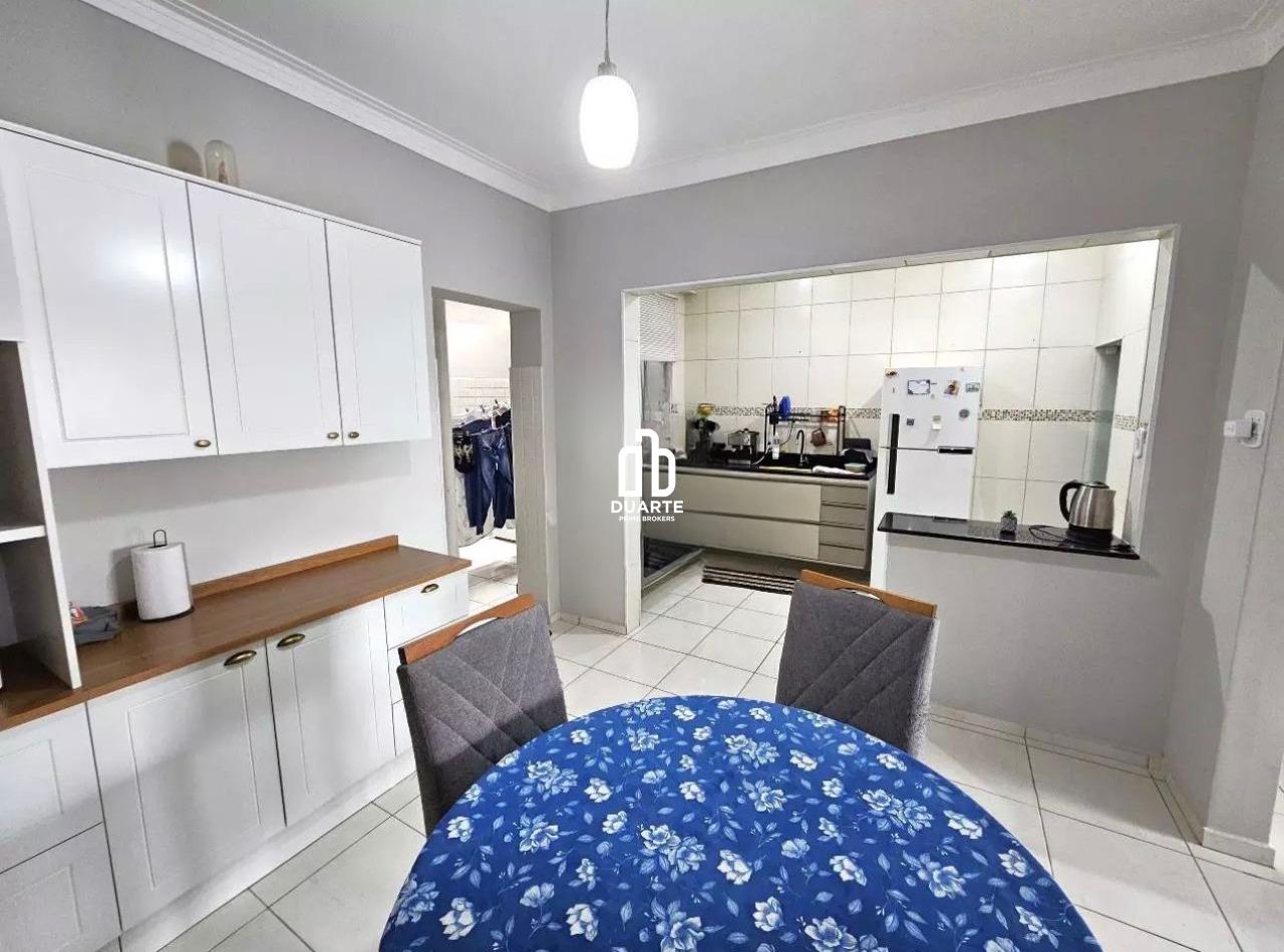 Casa à venda no MARAPÉ: 