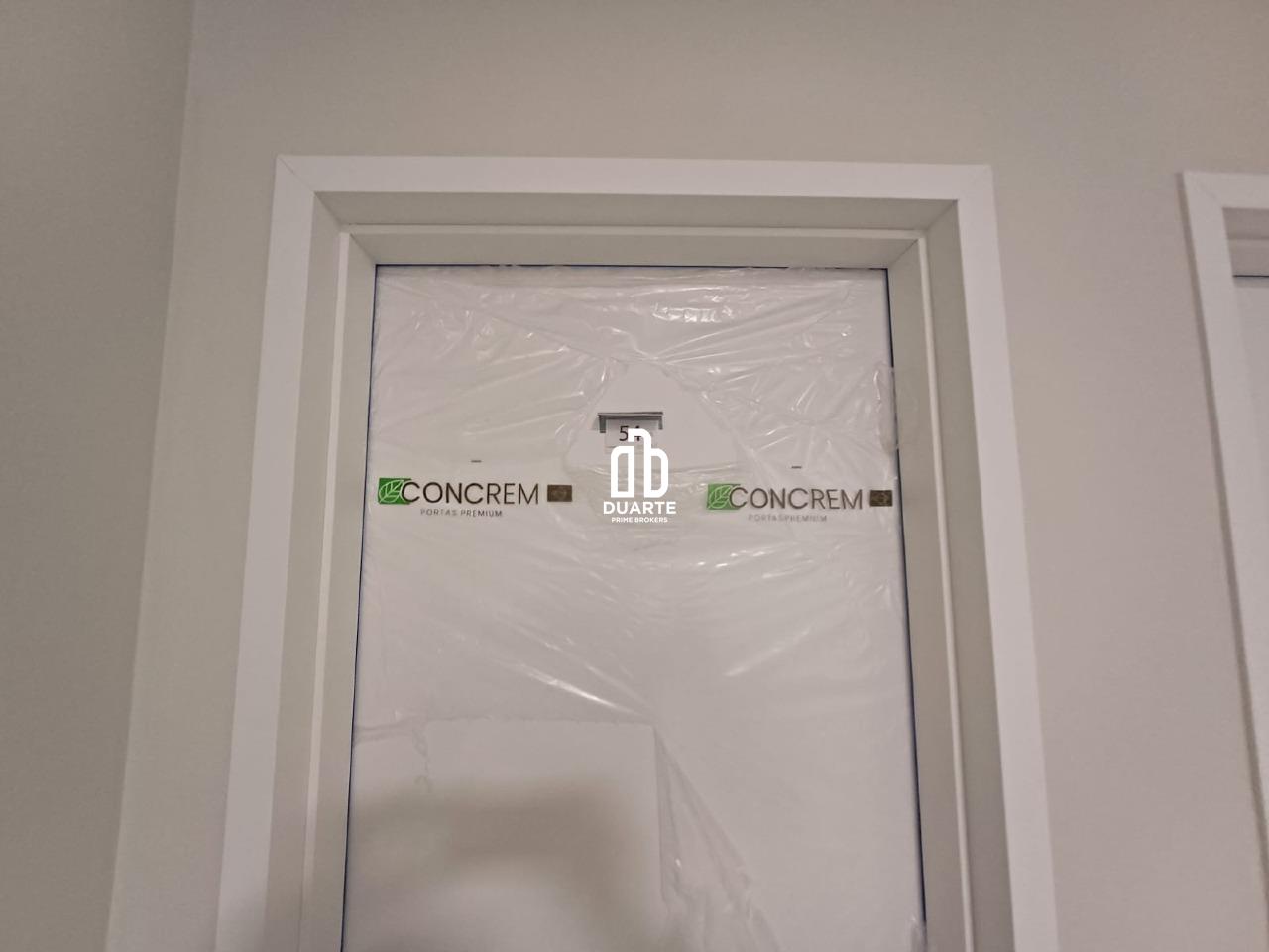 Flat à venda no BOQUEIRÃO: 