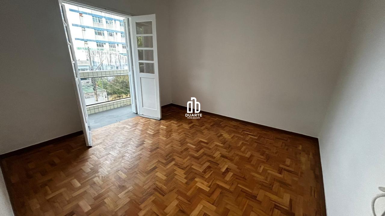 Apartamento - Prédio 3 Andares à venda no VILA BELMIRO: 