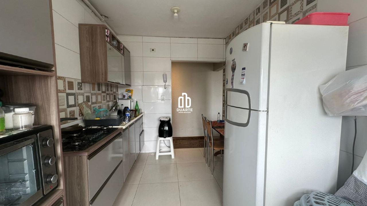 Apartamento à venda no ENCRUZILHADA: 