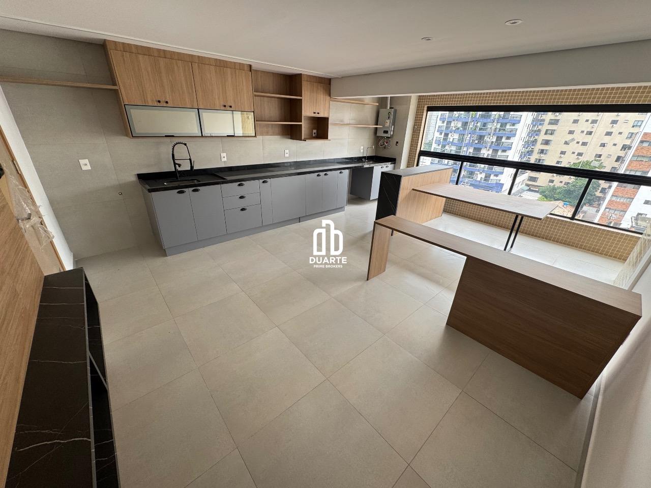 Apartamento à venda no PONTA DA PRAIA: 